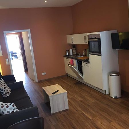בנסהיים 3 Apartments Am Wambolter Hof 3 מראה חיצוני תמונה