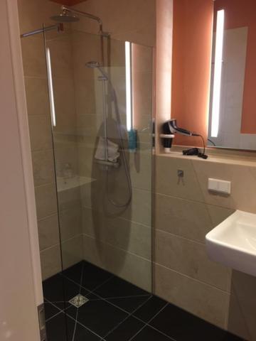 בנסהיים 3 Apartments Am Wambolter Hof 3 מראה חיצוני תמונה