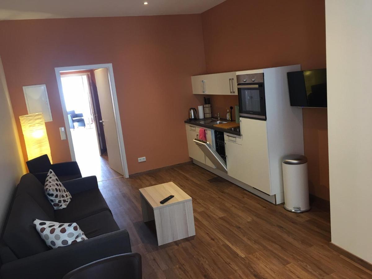 בנסהיים 3 Apartments Am Wambolter Hof 3 מראה חיצוני תמונה