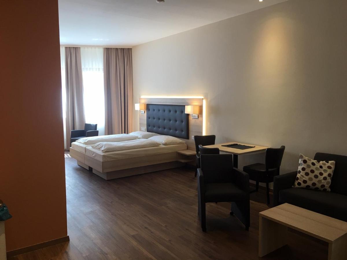 בנסהיים 3 Apartments Am Wambolter Hof 3 מראה חיצוני תמונה